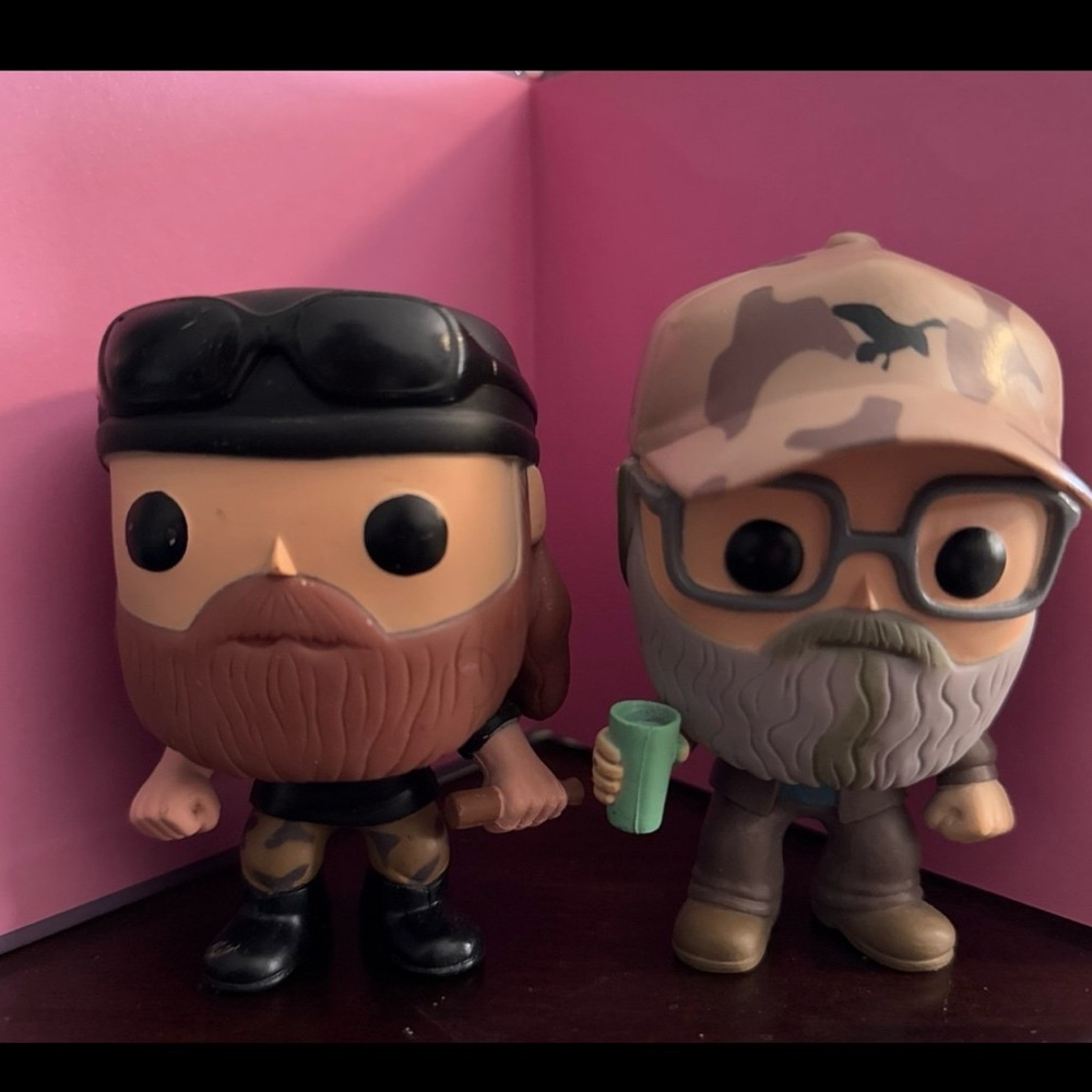 Funko Pop no box
Duck Dynasty #79 Jase &
Duck Dynasty #78 Uncle SI Robertson